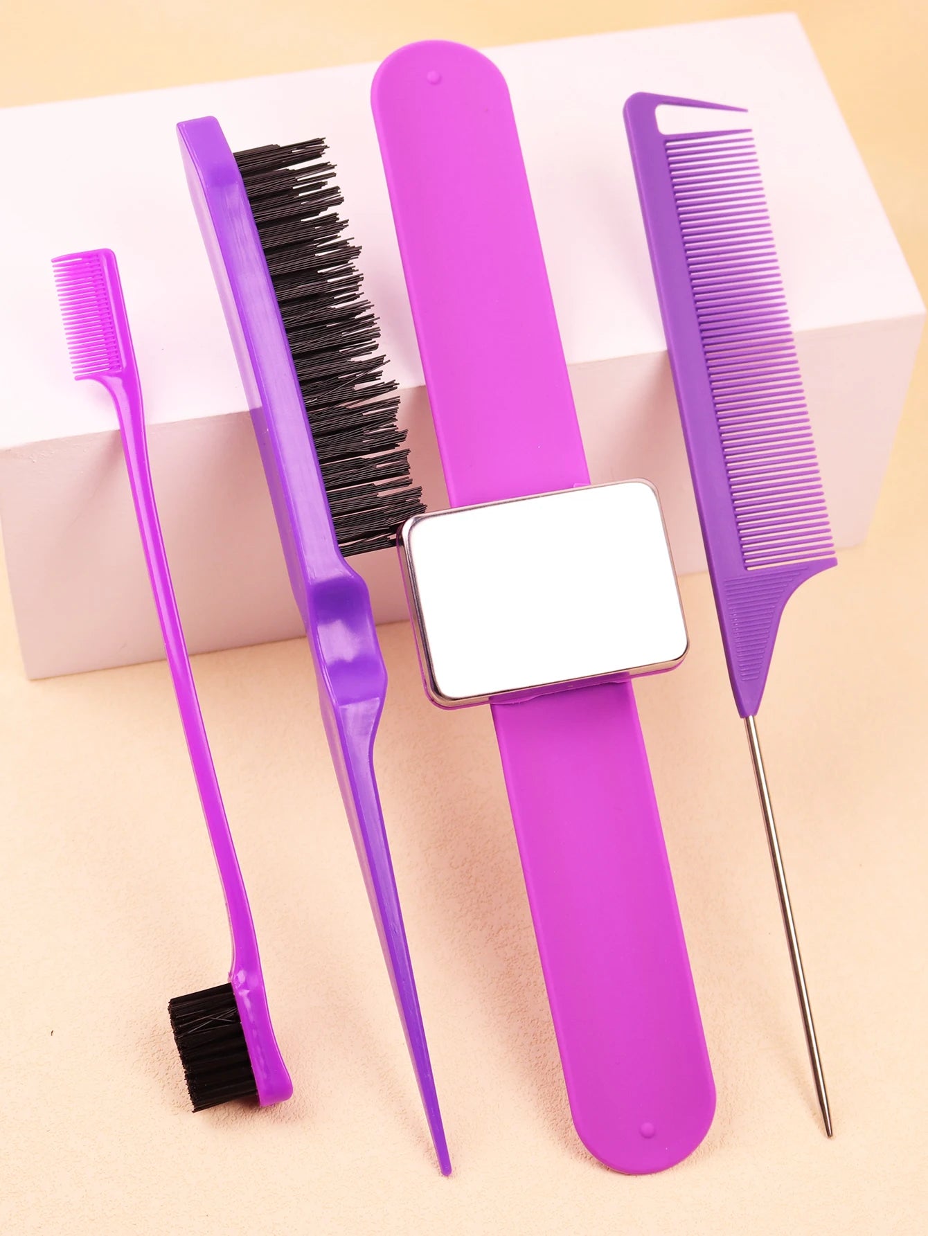 4pcshair brush, magnetic wristband, edge controlled tear comb, hair clip, silicone wrist strap，Special for real hair wigs