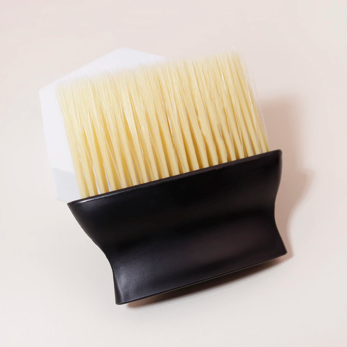1PC Soft Hair Brush Neck Duster Barber Cleaning Brush Broken Hair Brush Hairdressing Brush，Special for real hair wigs
