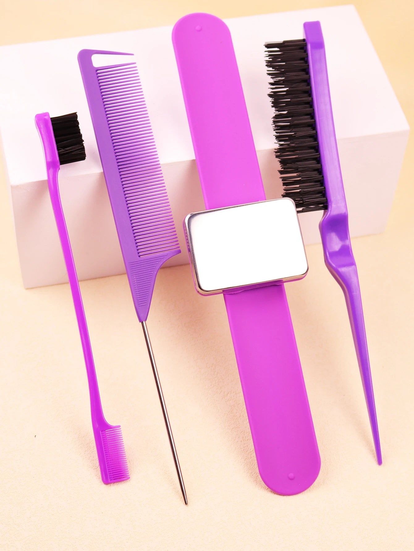 4pcshair brush, magnetic wristband, edge controlled tear comb, hair clip, silicone wrist strap，Special for real hair wigs