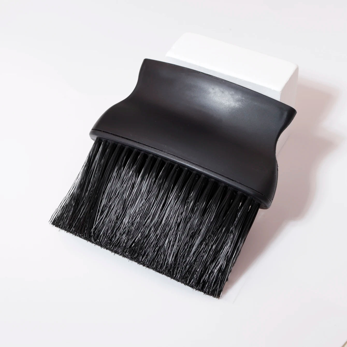 1PC Soft Hair Brush Neck Duster Barber Cleaning Brush Broken Hair Brush Hairdressing Brush，Special for real hair wigs