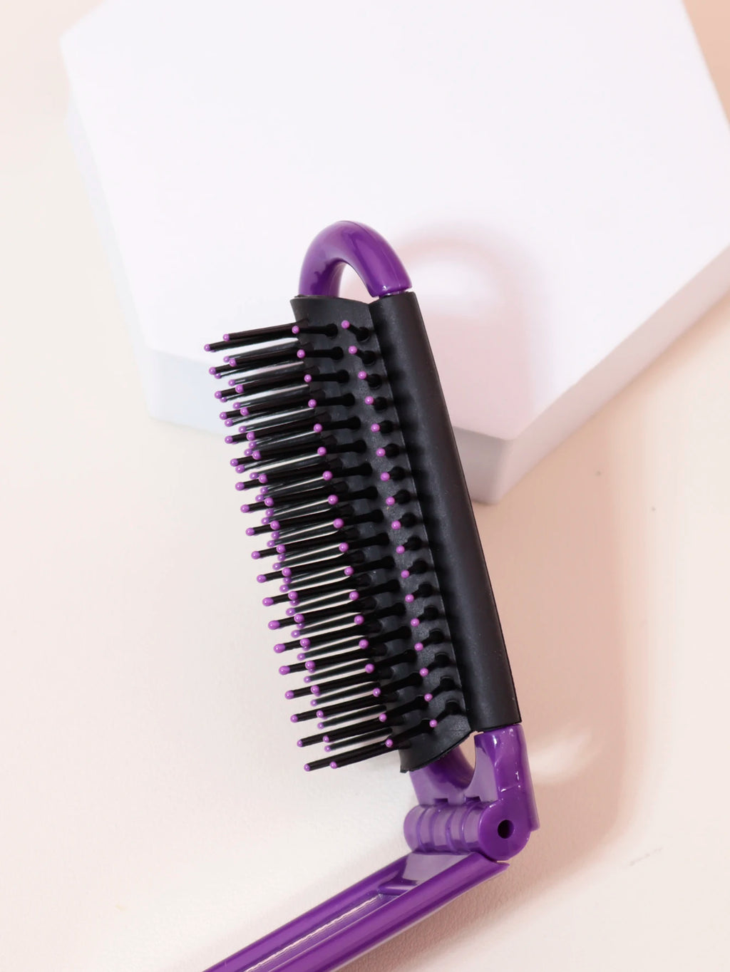 1pc Folding travel mirror hair brush, portable mini massage hair brush, suitable for outings，Special for real hair wigs